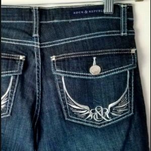 Rock and Republic kasandra jeans with detailed pockets